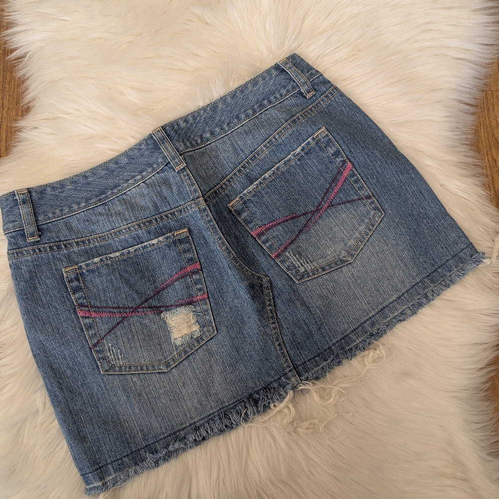 Vintage Y2K Aeropostale Denim Mini Skirt Raw Hem - Picture 2 of 2